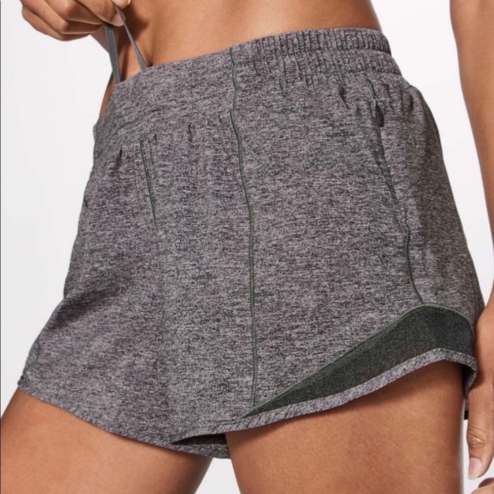 Lululemon Hotty Hot 4”